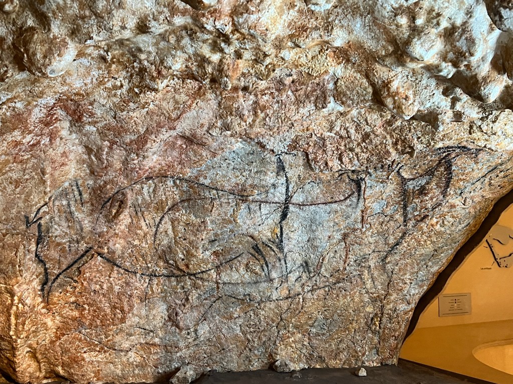 Day 19: Cabrerets to Saint-Cirq-Lapopie (& Pech Merle)